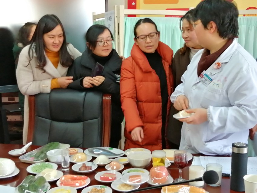 5ff6c4d6cb6ba.jpg 1e3d76d41a9af28a839455911702cbc.jpg